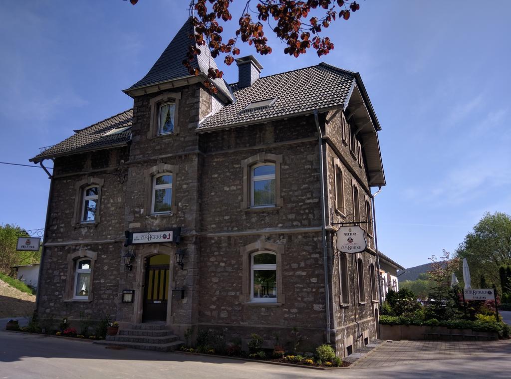 Hotel Zur-Borke Neuenrade 外观 照片