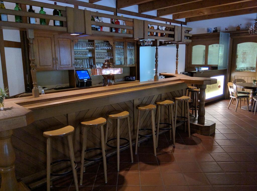Hotel Zur-Borke Neuenrade 外观 照片